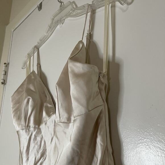 NEW! Selfie Leslie Downtown Cami Strap Front Split Midi Slip Dress Champagne LRG - Picture 8 of 11